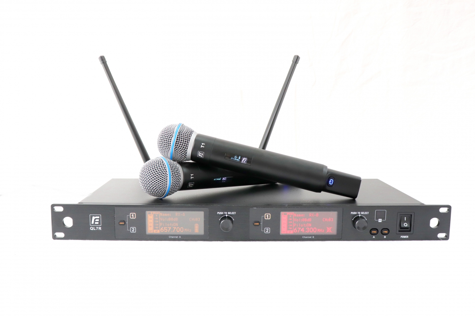 RFIntell QL7R/T1-A 651,800-683,400 МГц 2-канальная радиосистема с 2-мя ручными микрофонами в Южно-Сахалинске